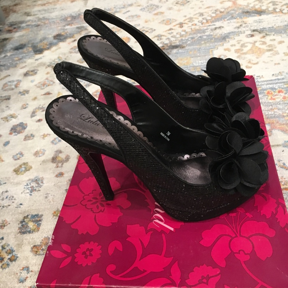 Party high heel pumps
